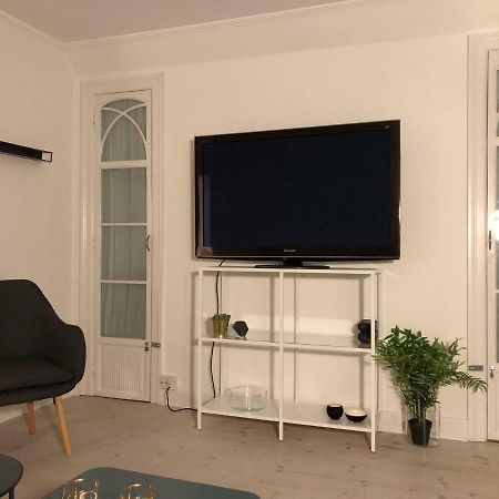 Nice 1St Floor Apartment Hvidovre Bagian luar foto